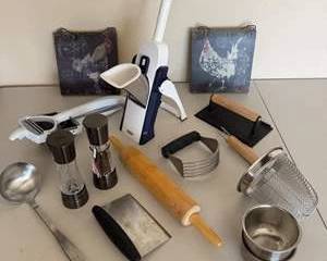 Assorted Kitchen Utensils & Gadgets with Garlic Press, Rolling Pin & Stainless Steel Tools