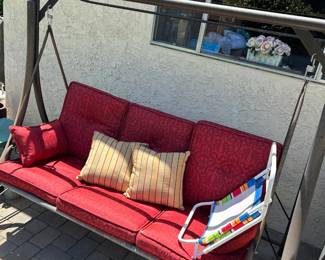 Yard swing