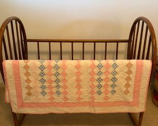 Depression Era Baby's Crib Quilt