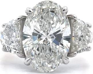 Stunning! 7.00 Carat Diamond Oval & Trapezoid Three-Stone Ring in 14k Yellow Gold w/ Report