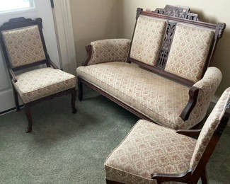 Lot 1: Victorian Settee & 2 Chairs