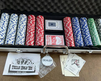 Lot 27: Steel Case Poker Travel Set