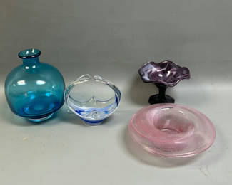 Lot 46: Colored Glass 