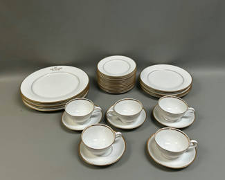 Lot 6: Princess House Fine China 
