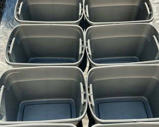 Lot 96: Sterilite 10 Gallon Storage Containers