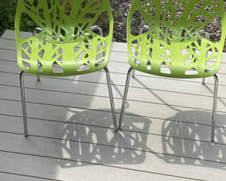Lot 30: Two Lime Bird's Nest Chairs.