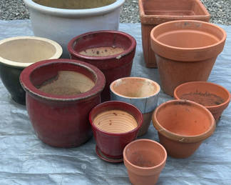 Lot 90: Ceramic Pots