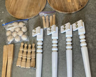 Lot 121: Projects Pieces