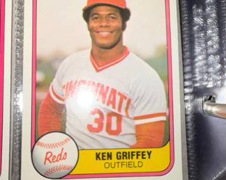 1975 Topps Ken Griffey Sr. Baseball Card