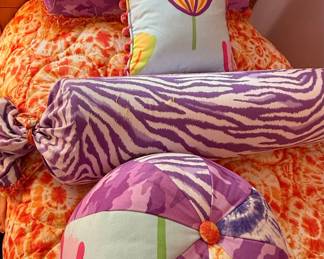 Boho Tie-Dye Twin Bedding Set with Decorative Pillows