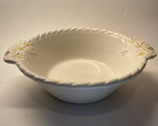 Metlox Poppytrail Sculptured Daisy Dinnerware