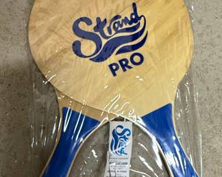 Strand Pro Beach Paddle Ball Set