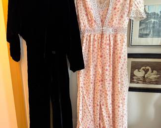 Upstairs Bedroom 1-vtg clothing