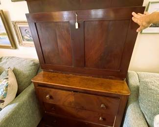 E Drop front desk