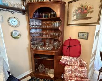 E corner cab crystal, cahir cushions