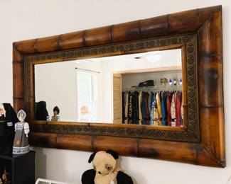 E Mirror