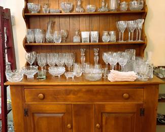 E Cushman open hutch