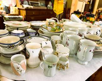E China Creamers Dinnerware
