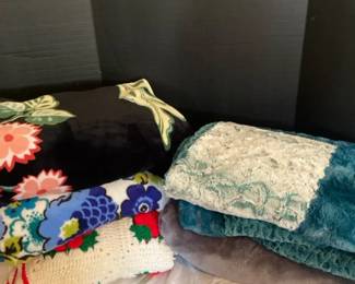 Extra Soft Blankets