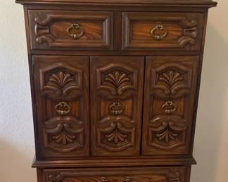 Cabinet Dresser