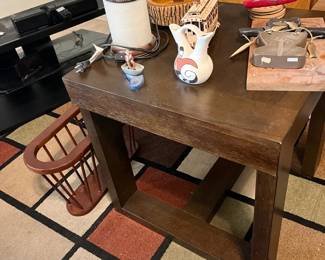 End Table, Magazine Rack, And Decor