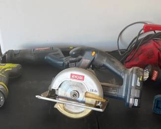 Ryobi Lot