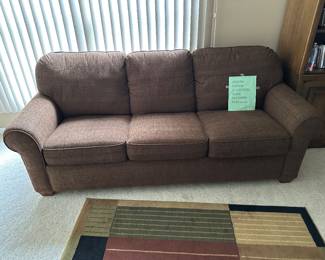 This is a beautiful lazy boy sofa with hide a bed you plug in! These on line are nearly $2,000. Asking $400.00
