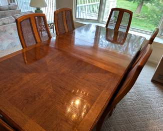 $150 thomasville table and 6 chairs. Has 2 more leafs not shown, has a matching cabinet if interested.