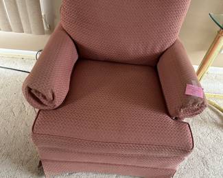 $35 thomasville chair