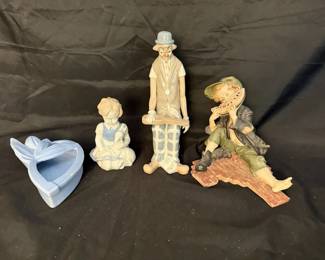 Casades Porcelain Clown, Child Figurines  Blue Leaf Trinket Dish  4 Pieces