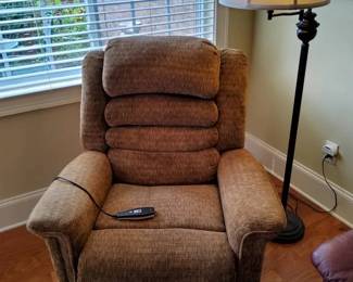 Massage Recliner  Classic Floor Lamp Set