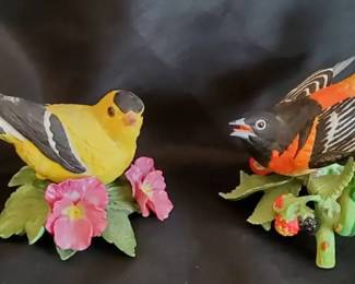 Lenox Fine Porcelain Bird Figurine Set  American Goldfinch  Baltimore Oriole