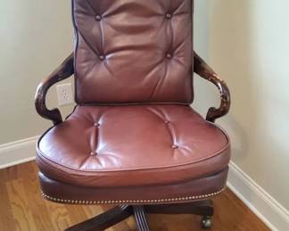 Lexington Home Brands Tufted Leather Executive Office Chair