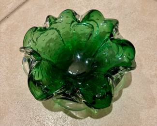 Vintage Murano Green & Clear Bullicante Bubble Glass Ruffled Bowl