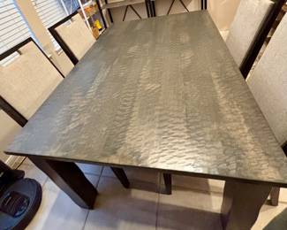 Modern Table & Chairs
