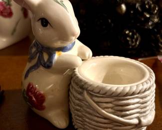 Lenox Poppies On Blue Bunny Tea Light Holder