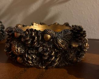 Homeworx Ceramic Pinecone Pillar Candle Holder