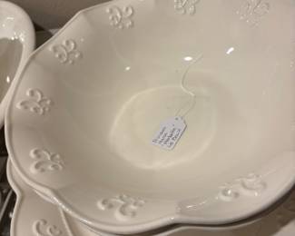 Beautiful Princess House “Marbella” Large Bowls & Serving Platter