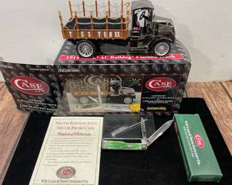 Case Ertl 1918 AC bulldog truck w 2003 case gunstock emerald green bone handles