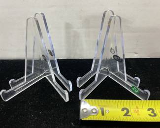 4 Case display stands
