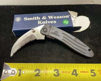 SmithWesson cuttin horse