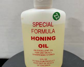 Special formula honing oil