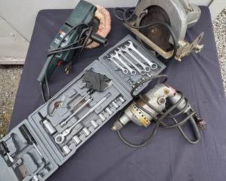 Circular saw, drill, buffer, tool set