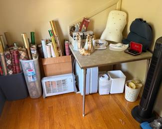 Wrapping Supplies, Table 