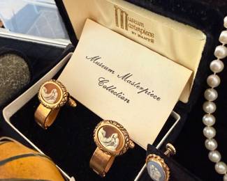 Vtg Museum Masterpiece Collection Cuff Links