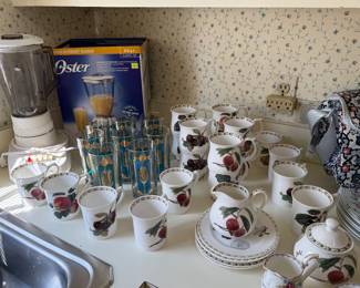 China Set, Oster Blender, Glass Set