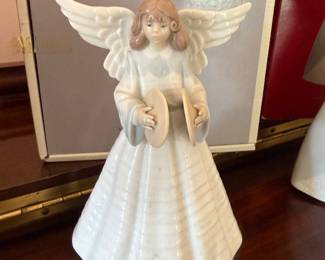 Lladro Angel Figurine