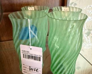 Uranium Swirl Glass Set 