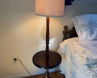 Vtg Lamp Table