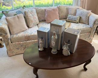 Vtg Sofa, Wooden Coffee Table 